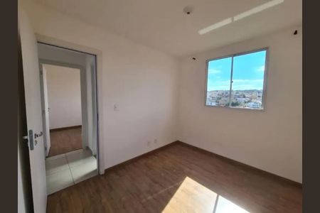 Quarto de apartamento para alugar com 2 quartos, 45m² em Bom Jesus, Contagem