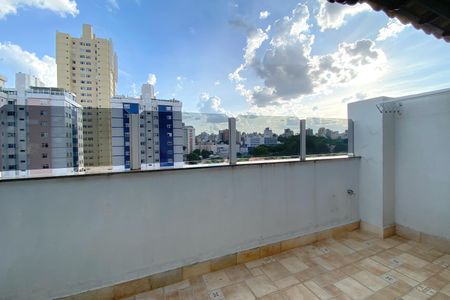 Apartamento à venda com 150m², 3 quartos e 2 vagasCobertura