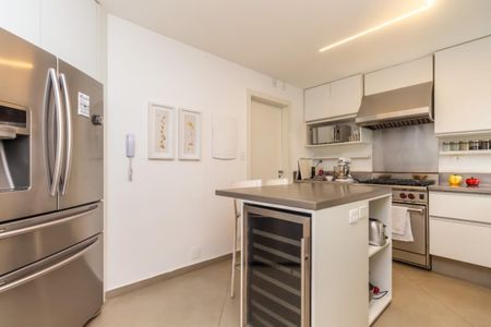 Apartamento à venda com 183m², 3 quartos e 3 vagas