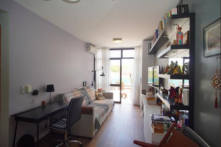 Sala de apartamento para alugar com 1 quarto, 50m² em Petrópolis, Porto Alegre