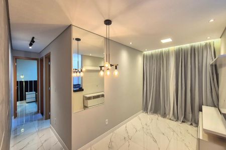 Sala de apartamento para alugar com 2 quartos, 45m² em Parque Industrial, Campinas