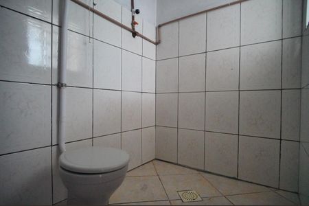 Banheiro de kitnet/studio para alugar com 1 quarto, 30m² em Canudos, Novo Hamburgo