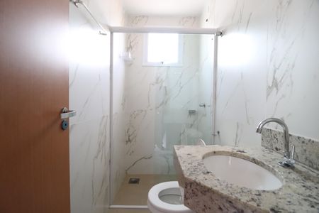 Apartamento para alugar com 52m², 2 quartos e 1 vagaBanheiro do Quarto 2