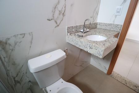 Apartamento para alugar com 52m², 2 quartos e 1 vagaBanheiro Social