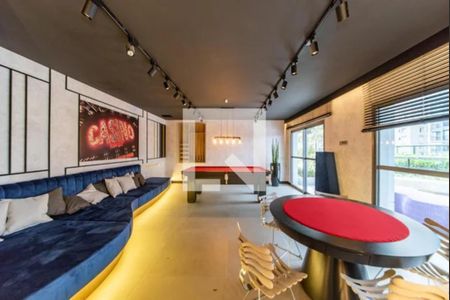 Studio à venda com 32m², 1 quarto e sem vaga Studio à venda com 32m², 1 quarto e sem vagaSalão de jogos