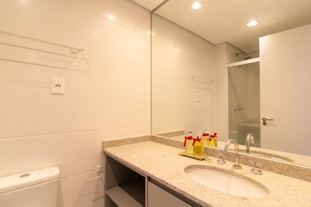 Studio à venda com 32m², 1 quarto e sem vaga Studio à venda com 32m², 1 quarto e sem vagaBanheiro