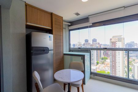 Studio à venda com 32m², 1 quarto e sem vaga Studio à venda com 32m², 1 quarto e sem vagaCozinha