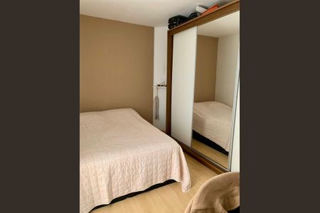 Apartamento à venda com 2 quartos, 54m² em Jardim Maria Rosa, Taboão da Serra