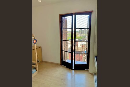 Apartamento à venda com 2 quartos, 54m² em Jardim Maria Rosa, Taboão da Serra