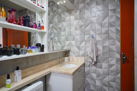 Apartamento para alugar com 107m², 3 quartos e sem vagaBanheiro 1