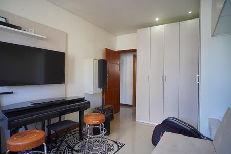 Apartamento para alugar com 107m², 3 quartos e sem vagaQuarto 1