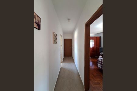 Casa à venda com 100m², 2 quartos e 1 vaga Casa à venda com 100m², 2 quartos e 1 vagaCorredor quartos