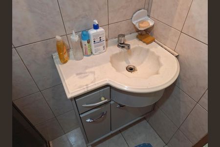 Banheiro de casa à venda com 2 quartos, 100m² em Jardim São Paulo, São Paulo