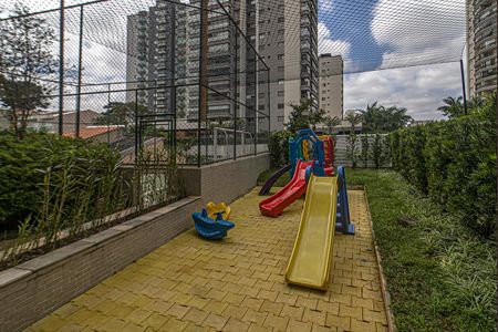 Apartamento à venda com 68m², 2 quartos e 1 vagaplay ground_2