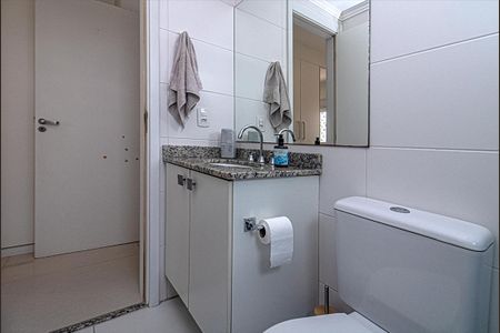 Apartamento à venda com 68m², 2 quartos e 1 vagabanheiro na suíte_3
