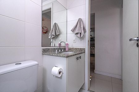 Apartamento à venda com 68m², 2 quartos e 1 vagabanheiro social_3