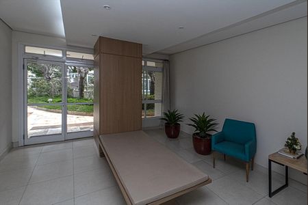 Apartamento à venda com 68m², 2 quartos e 1 vagahall social_3