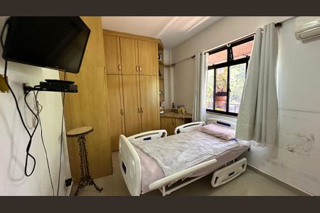 Apartamento à venda com 106m², 2 quartos e 1 vaga Apartamento à venda com 106m², 2 quartos e 1 vagaQuarto 1