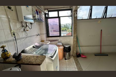 Apartamento à venda com 106m², 2 quartos e 1 vaga Apartamento à venda com 106m², 2 quartos e 1 vagaÁrea de Serviço