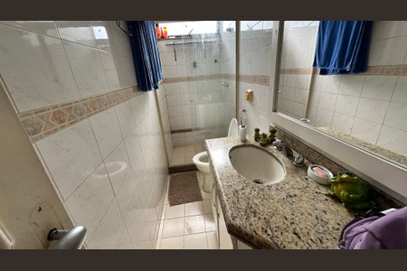 Apartamento à venda com 106m², 2 quartos e 1 vaga Apartamento à venda com 106m², 2 quartos e 1 vagaBanheiro quarto 1