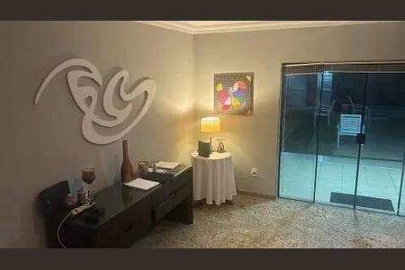 Casa à venda com 5 quartos, 435m² em Barra da Tijuca, Rio de Janeiro