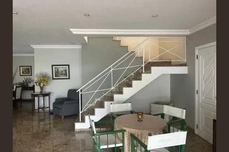 Casa à venda com 5 quartos, 435m² em Barra da Tijuca, Rio de Janeiro