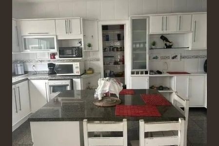 Casa à venda com 5 quartos, 435m² em Barra da Tijuca, Rio de Janeiro