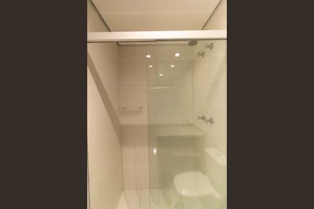 Studio à venda com 32m², 1 quarto e sem vaga Studio à venda com 32m², 1 quarto e sem vagaBanheiro