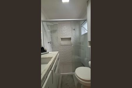 Casa à venda com 136m², 2 quartos e 3 vagasBanheiro da Suíte 2