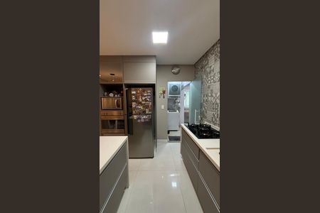 Casa à venda com 136m², 2 quartos e 3 vagasSala - Cozinha