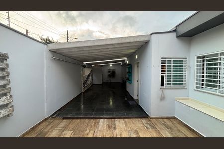 Casa à venda com 136m², 2 quartos e 3 vagasQuintal 