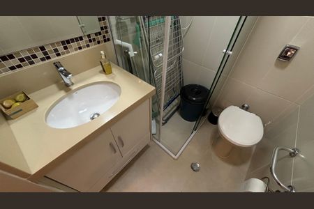 Casa à venda com 136m², 2 quartos e 3 vagasBanheiro da Suíte 1