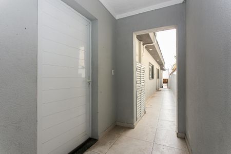 Casa para alugar com 300m², 4 quartos e 2 vagasCorredor