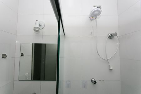 Casa para alugar com 300m², 4 quartos e 2 vagasBanheiro Social