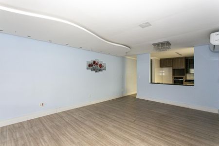 Sala de casa para alugar com 4 quartos, 300m² em Vila Granada, São Paulo