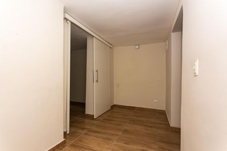 Casa para alugar com 300m², 4 quartos e 2 vagasCasa 2 - Quarto