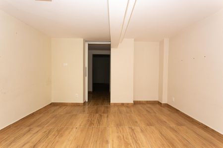 Casa para alugar com 300m², 4 quartos e 2 vagasCasa 2 - Sala