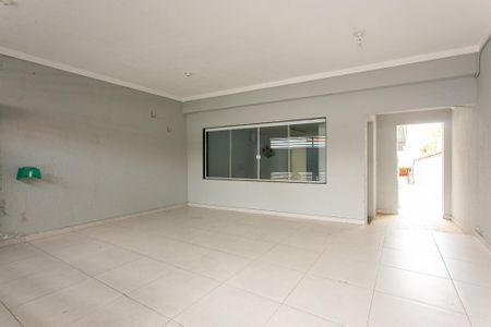 Casa para alugar com 300m², 4 quartos e 2 vagasGaragem