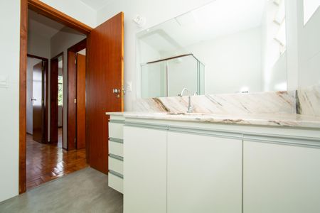 Apartamento à venda com 80m², 3 quartos e 1 vagaBANHEIRO
