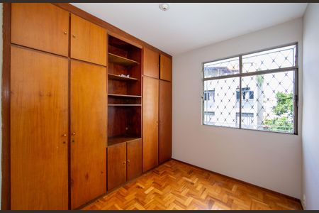 Apartamento à venda com 80m², 3 quartos e 1 vagaQUARTO2