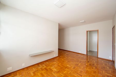 Apartamento à venda com 80m², 3 quartos e 1 vagaSALA