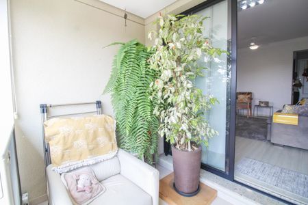 Apartamento à venda com 77m², 3 quartos e 1 vagaSala - Varanda