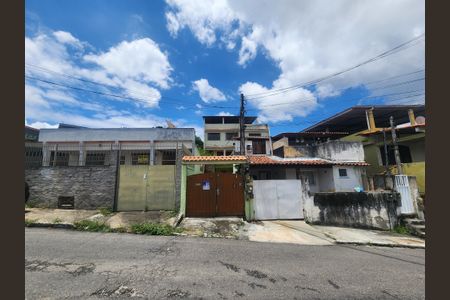 Apartamento para alugar com 190m², 3 quartos e 1 vaga Apartamento para alugar com 190m², 3 quartos e 1 vagaFachada