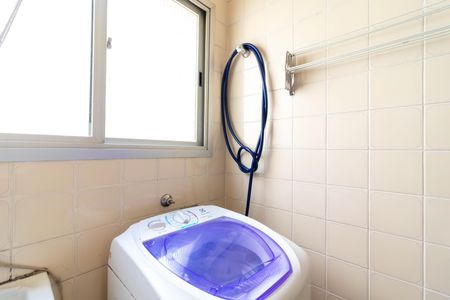 Apartamento à venda com 70m², 3 quartos e 1 vagaÁrea de Serviço