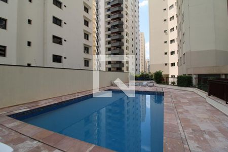 Apartamento à venda com 70m², 3 quartos e 1 vagaÁrea comum - Piscina