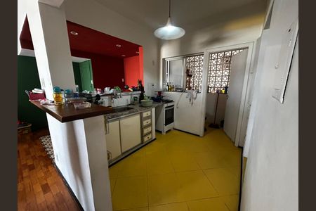 Cozinha de apartamento à venda com 3 quartos, 100m² em Prado, Belo Horizonte