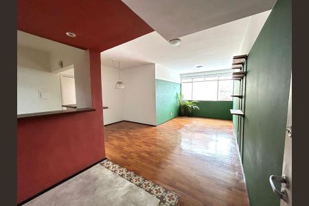 Apartamento à venda com 100m², 3 quartos e 1 vaga