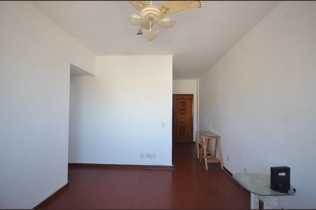 Sala  de apartamento para alugar com 2 quartos, 58m² em Cascadura, Rio de Janeiro