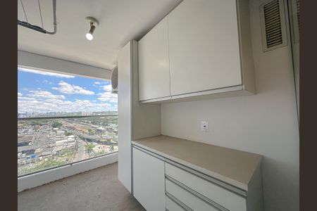 Apartamento à venda com 70m², 1 quarto e 1 vagaÁrea de Serviço