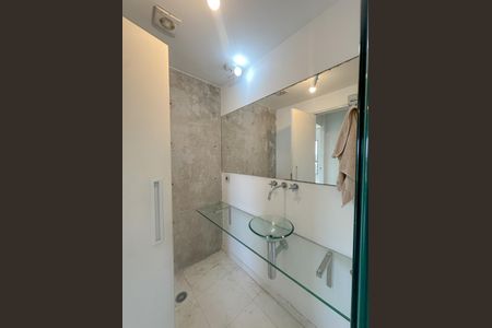 Apartamento à venda com 70m², 1 quarto e 1 vagaBanheiro